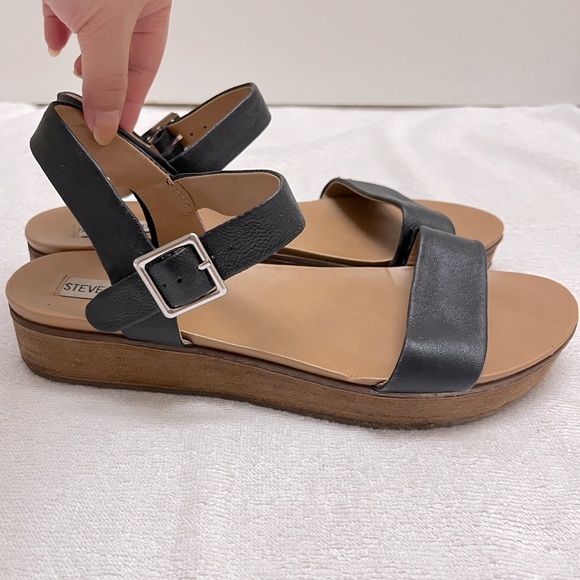 Steve Madden Boho Aida Sandal in Black Leather Wooden Flatform Platform Sandals - Picture 2 of 12